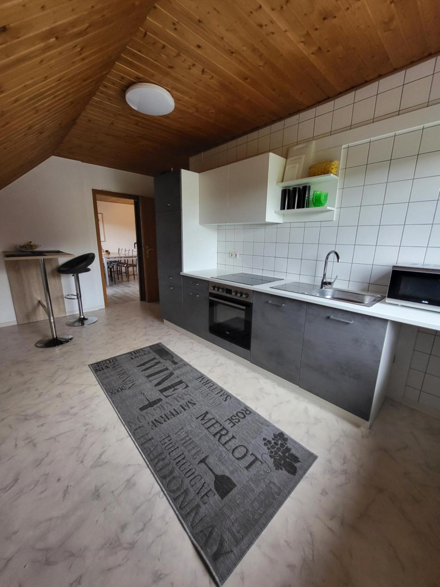 Ferienwohnung Weitblick Uninah Хомбург Экстерьер фото